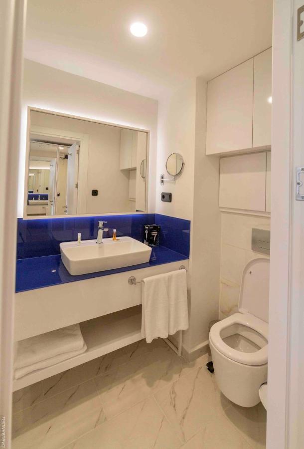 1-Bedroom Studio Apartment In Orbi City - Side Seaview Batumi Exterior photo